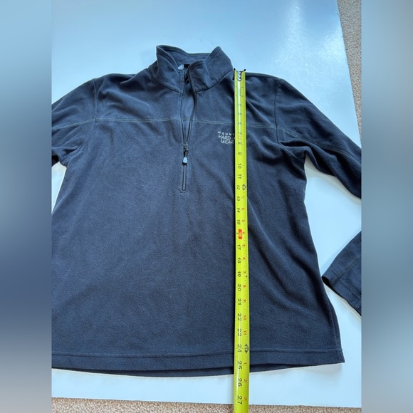 Mountain Hardwear 1/2 Zip Black Pullover Fleece Sweatshirt Size Medium - Picture 8 of 8